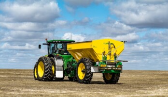 John Deere 7810